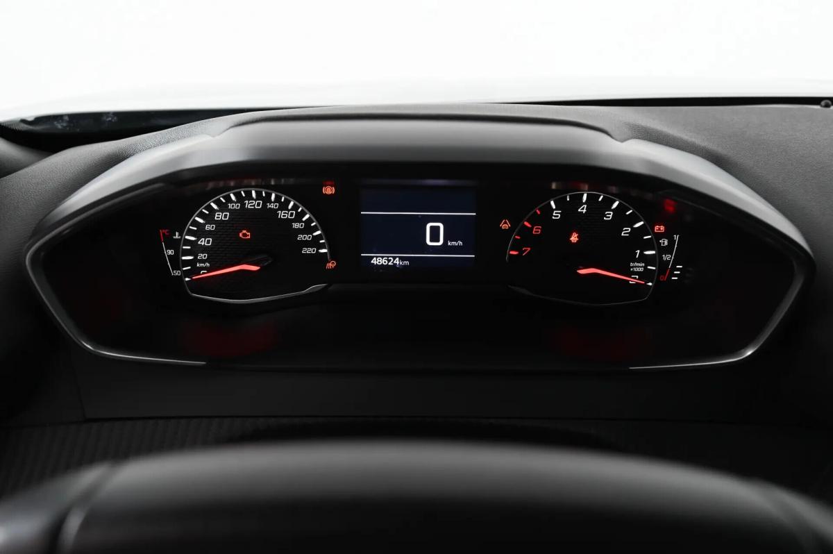 peugeot-2008-2024-gasolina-1199cc