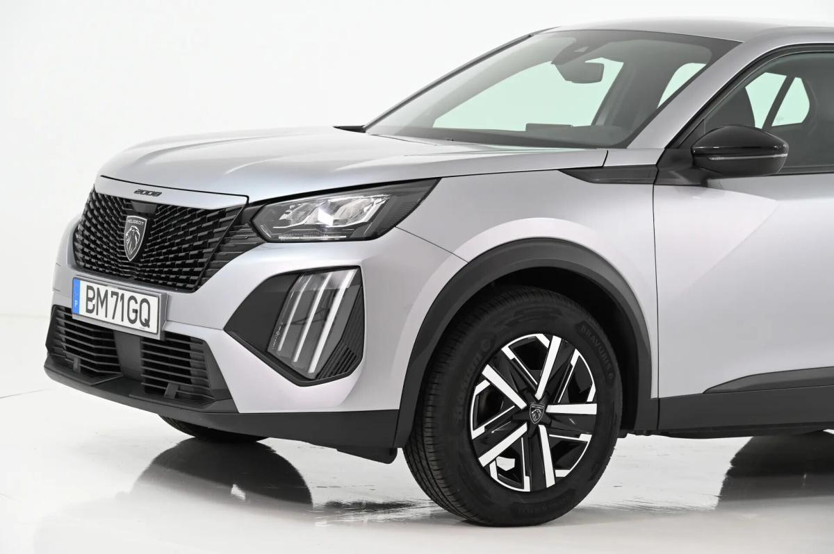 peugeot-2008-2024-gasolina-1199cc