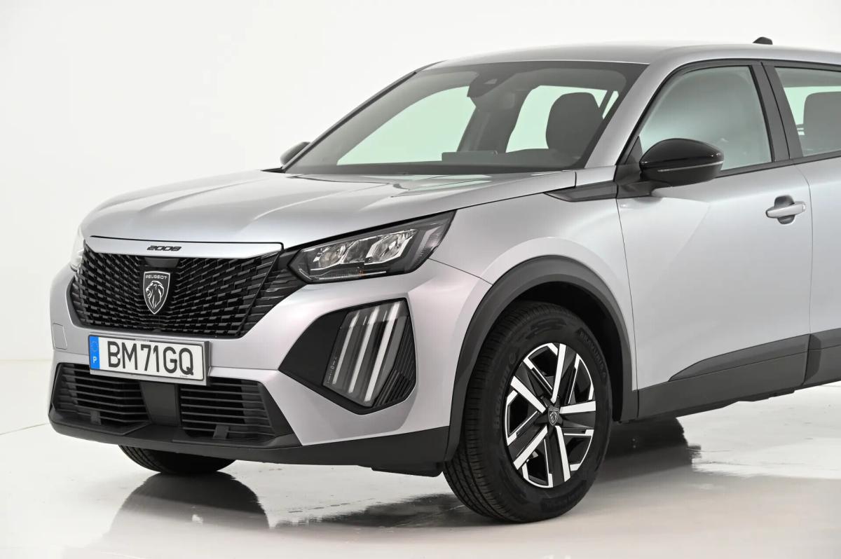 peugeot-2008-2024-gasolina-1199cc