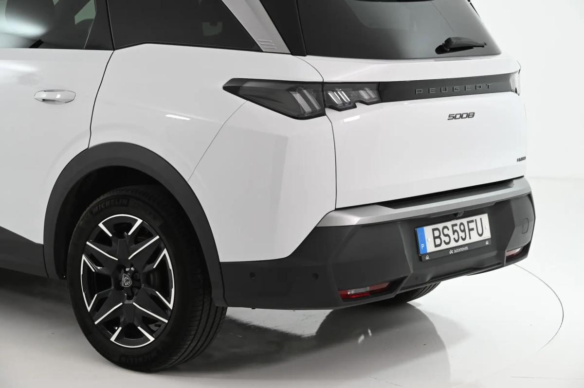 peugeot-5008-2025-gasolina-1199cc