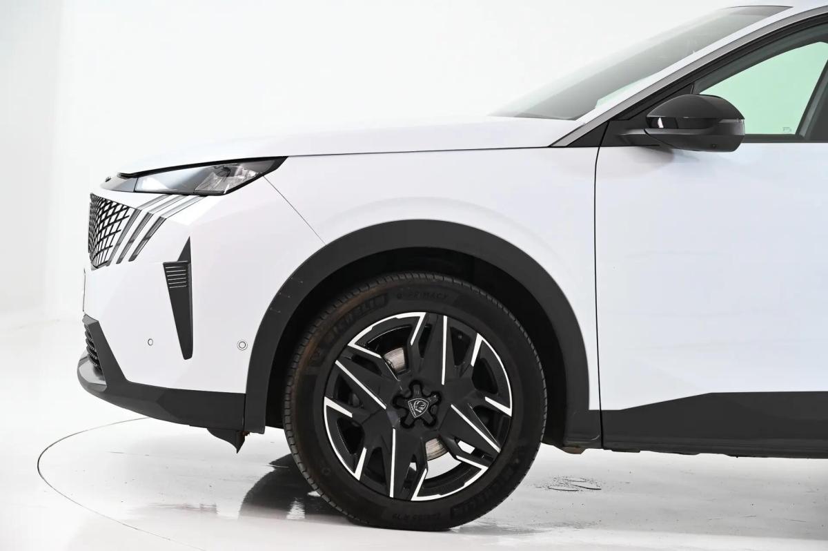 peugeot-5008-2025-gasolina-1199cc