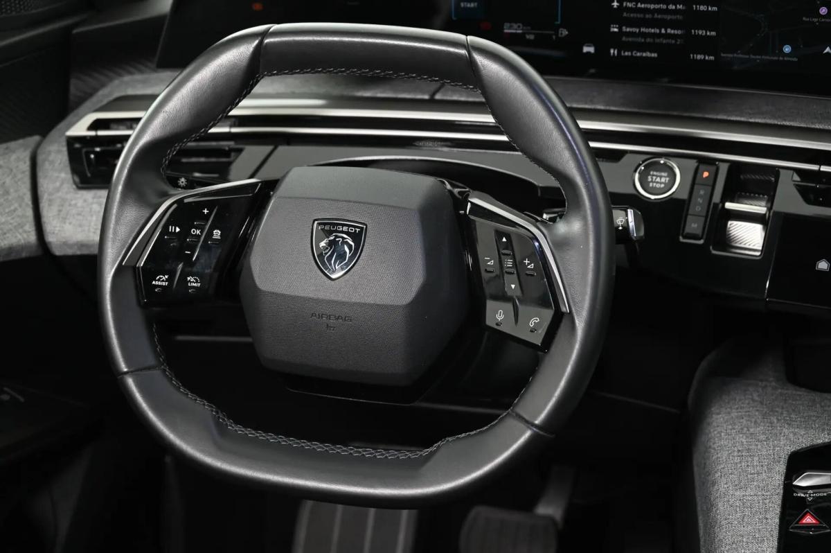 peugeot-5008-2025-gasolina-1199cc