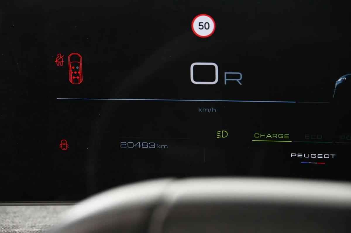 peugeot-5008-2025-gasolina-1199cc