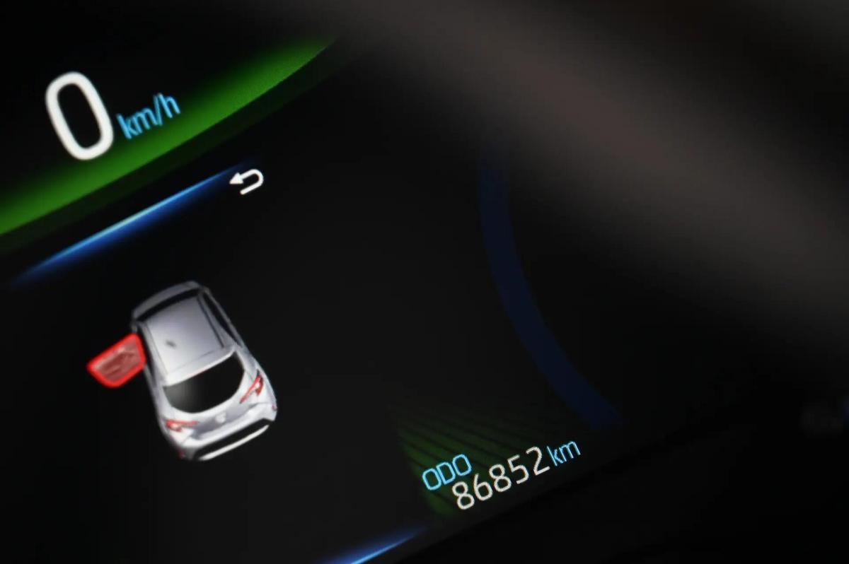 toyota-corolla-2021-hibrido-a-gasolina-1798cc