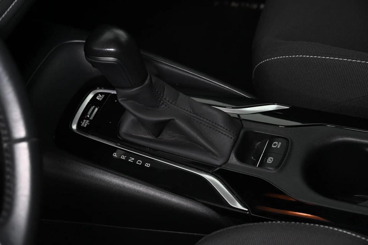 toyota-corolla-2021-hibrido-a-gasolina-1798cc