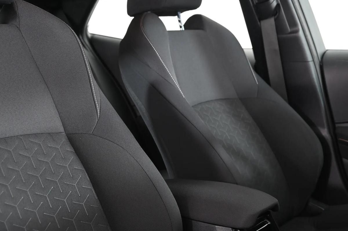 toyota-corolla-2021-hibrido-a-gasolina-1798cc