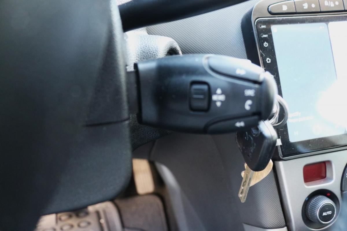 peugeot-308-2012-diesel-1560cc
