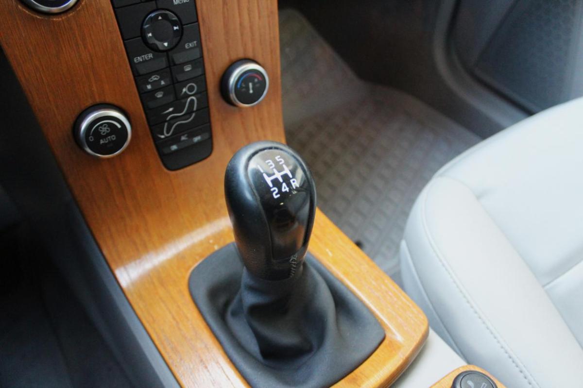 volvo-v50-2008-diesel-1560cc