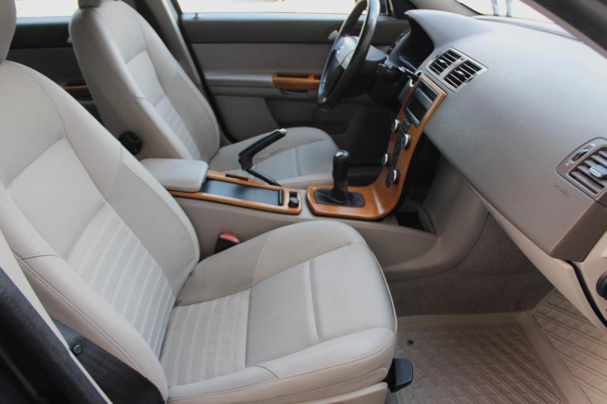 volvo-v50-2008-diesel-1560cc