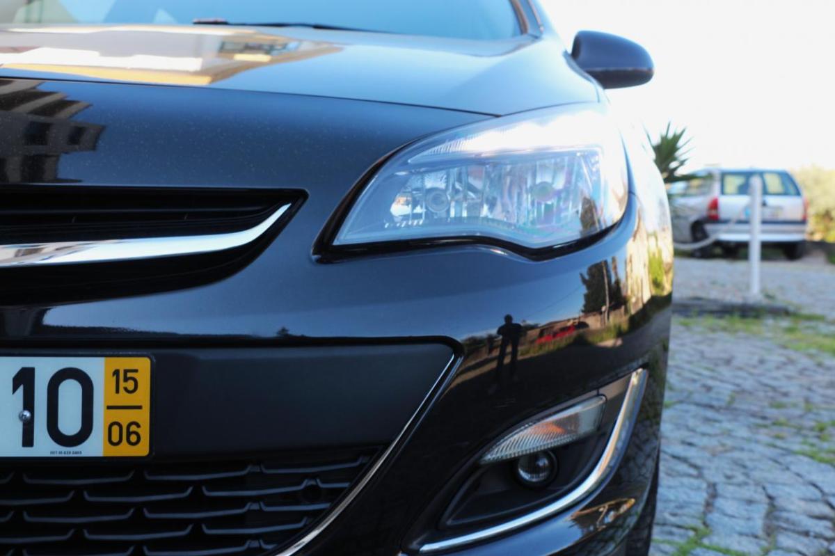 opel-astra-sport-tourer-2015-diesel-1598cc