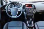 opel-astra-sport-tourer-2015-diesel-1598cc