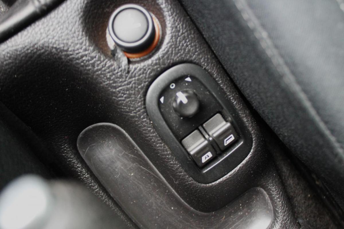 peugeot-206-sw-2004-diesel-1560cc