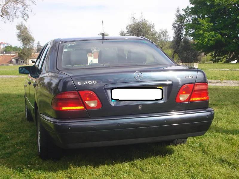 mercedes-benz-classe-e-1999-diesel-2151cc