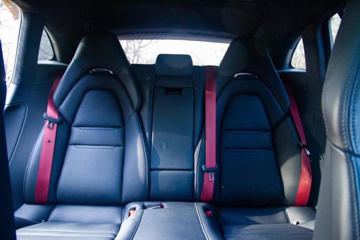 porsche-panamera-sport-turismo-2023-hibrido-a-gasolina-2894cc
