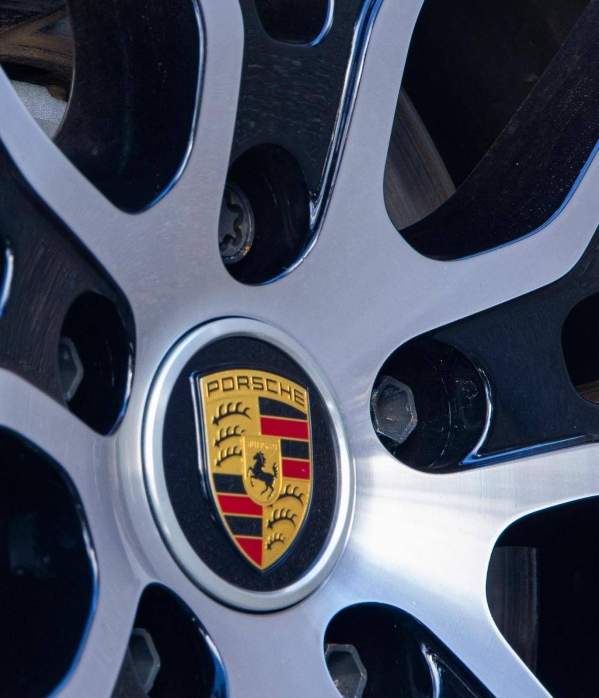 porsche-panamera-sport-turismo-2023-hibrido-a-gasolina-2894cc