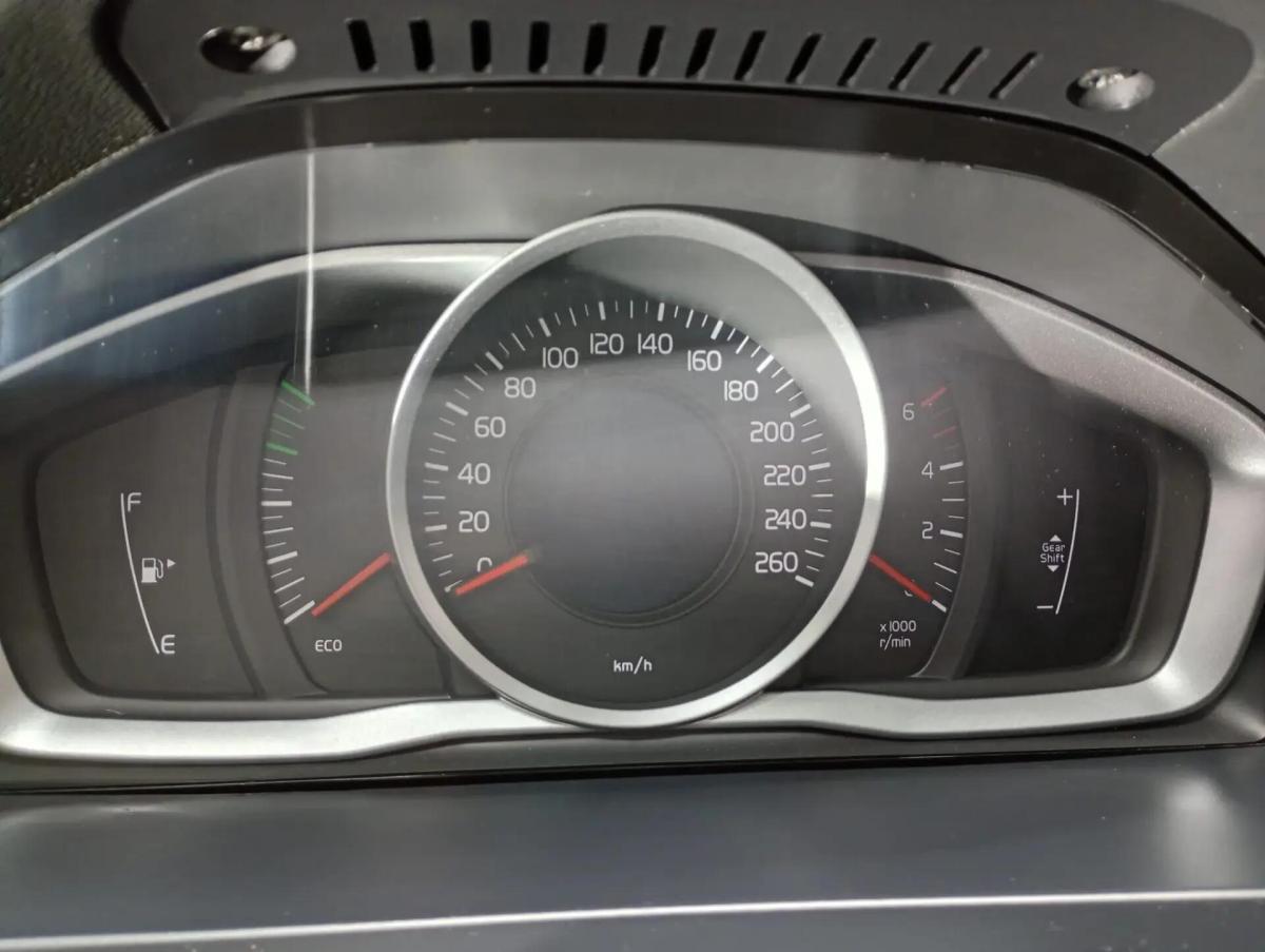 volvo-v60-2016-diesel-1969cc