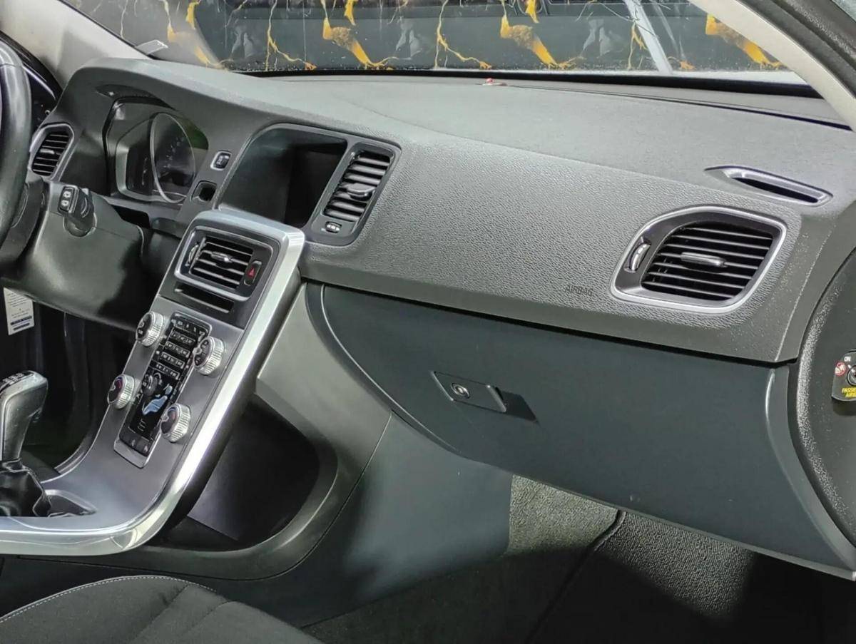 volvo-v60-2016-diesel-1969cc
