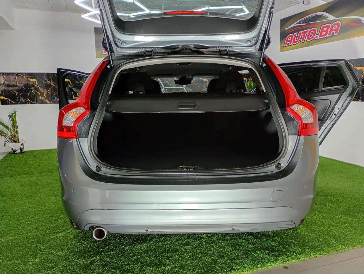 volvo-v60-2016-diesel-1969cc
