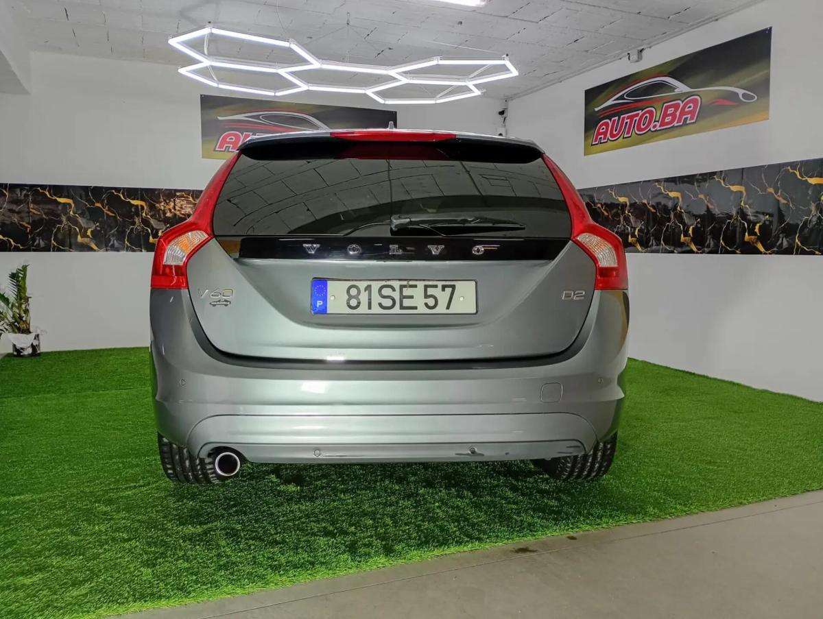 volvo-v60-2016-diesel-1969cc