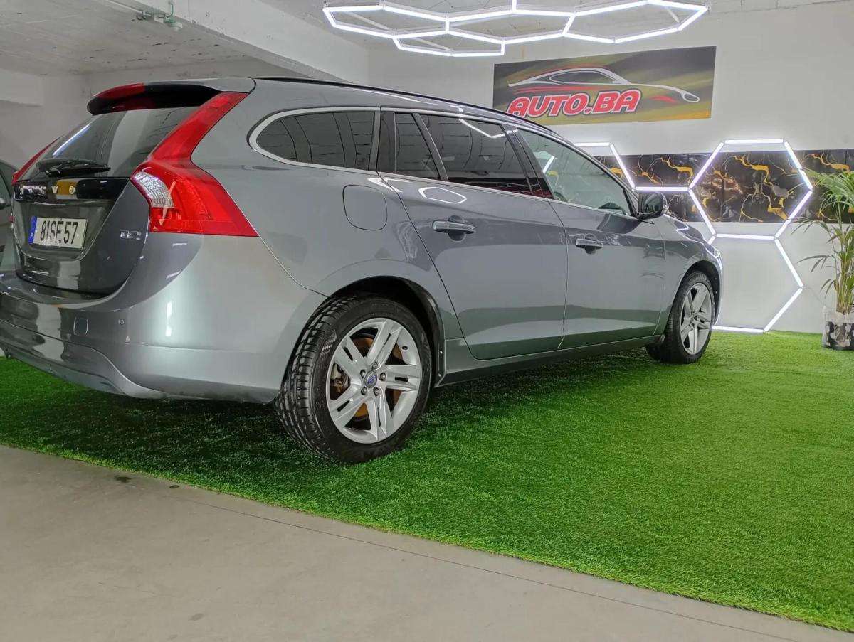 volvo-v60-2016-diesel-1969cc