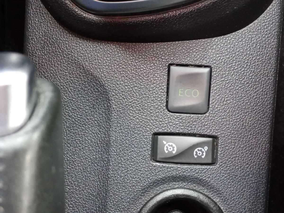 renault-captur-2018-gasolina-898cc