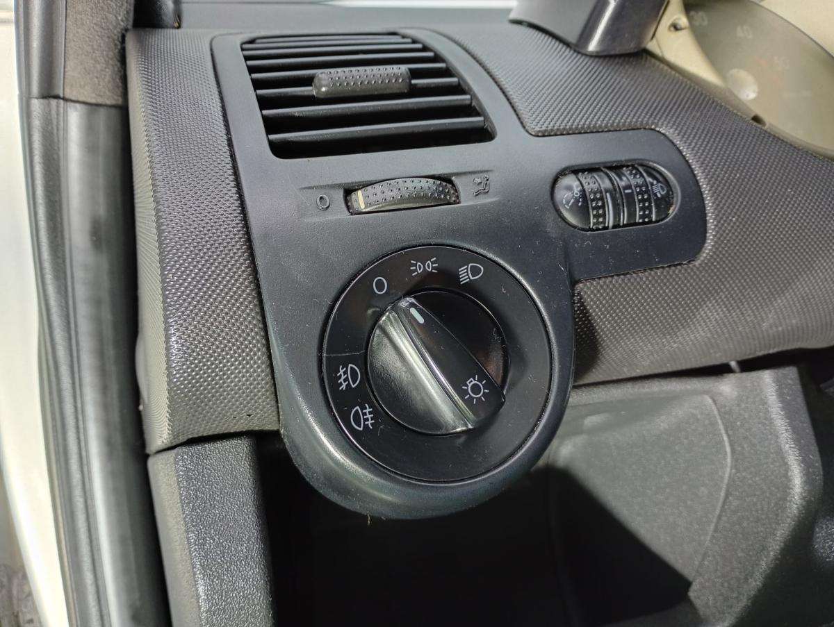 volkswagen-polo-2000-diesel-1422cc