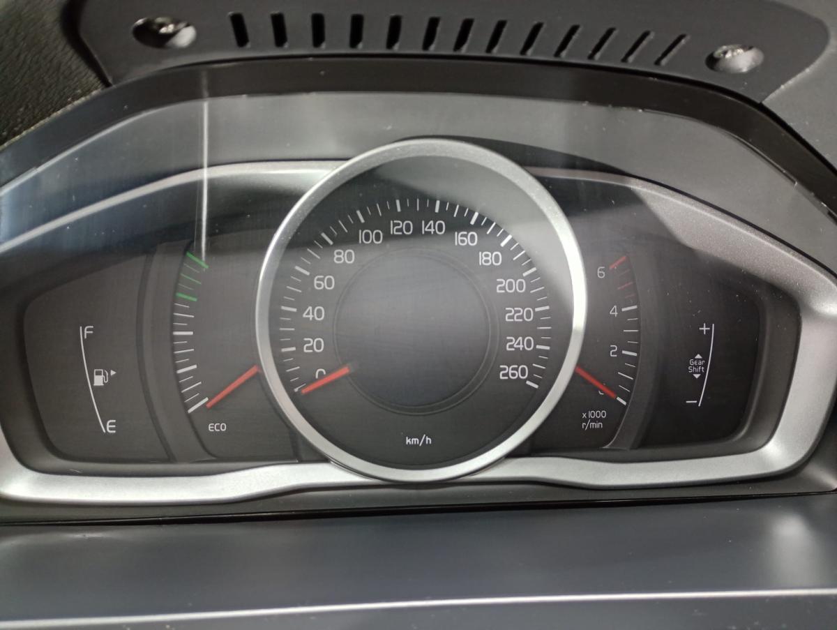 volvo-v60-2016-diesel-1969cc
