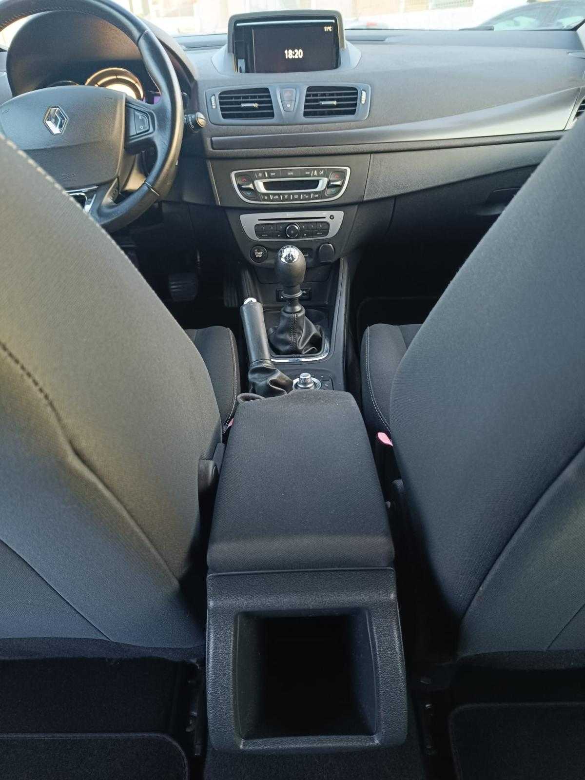 renault-megane-sport-tourer-2014-diesel-1461cc