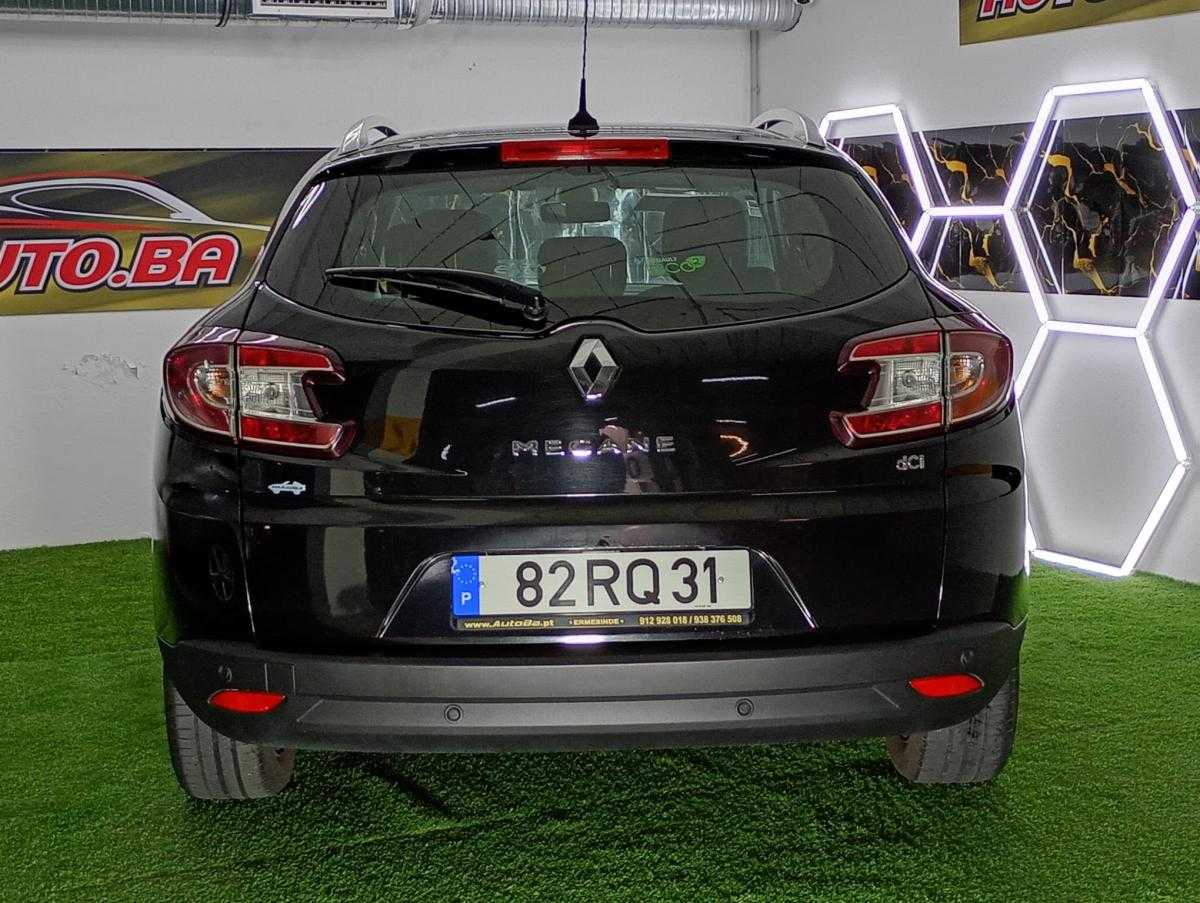 renault-megane-sport-tourer-2014-diesel-1461cc