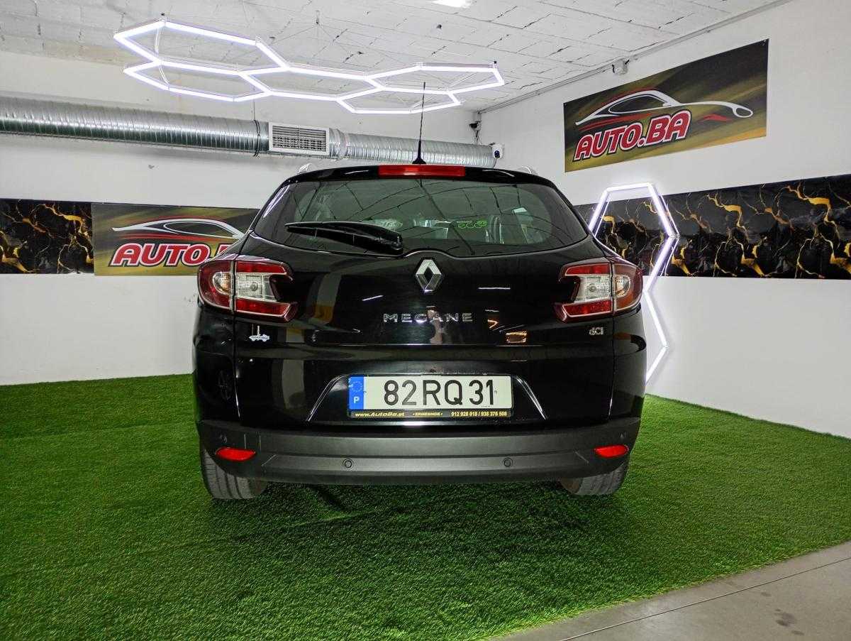 renault-megane-sport-tourer-2014-diesel-1461cc