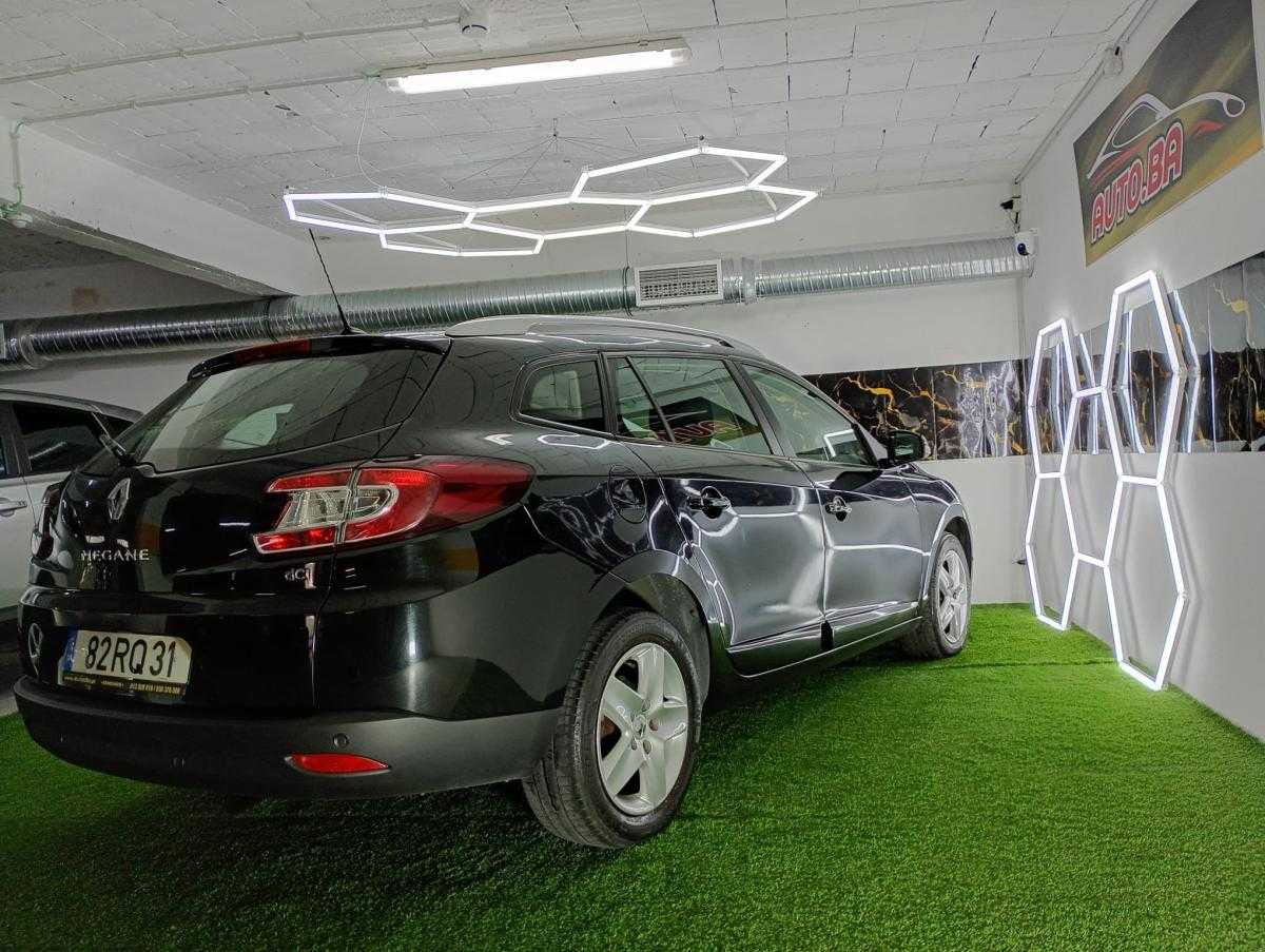 renault-megane-sport-tourer-2014-diesel-1461cc