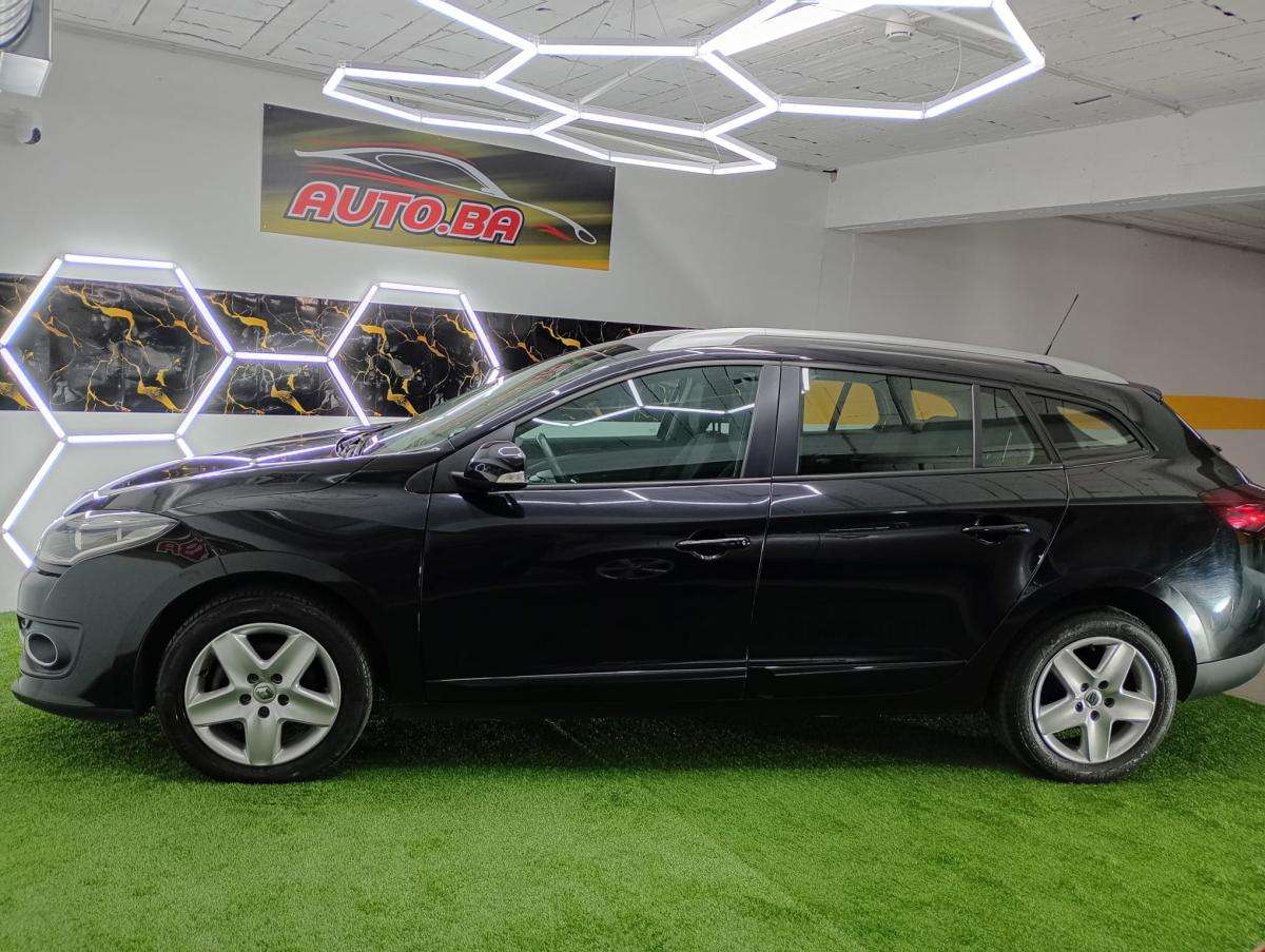 renault-megane-sport-tourer-2014-diesel-1461cc