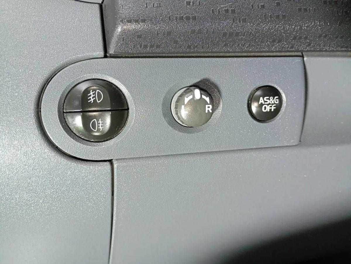 mitsubishi-colt-2009-gasolina-1332cc