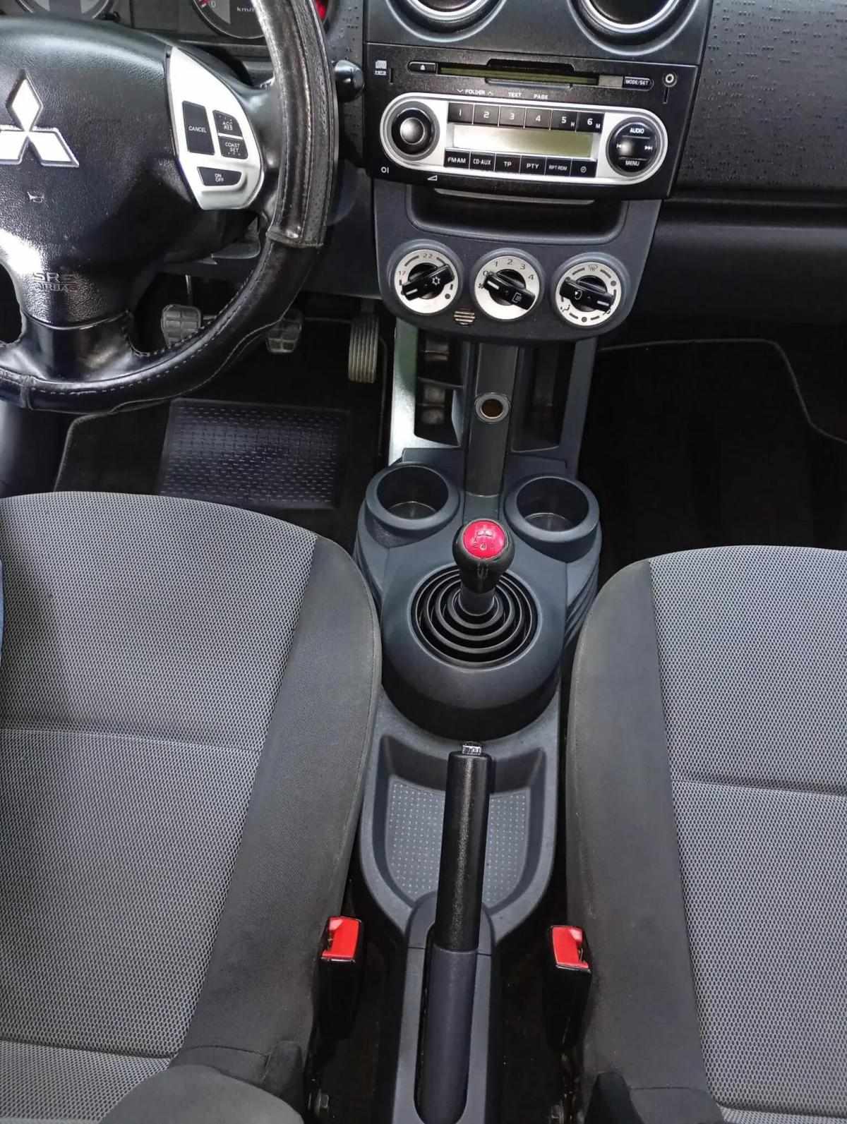 mitsubishi-colt-2009-gasolina-1332cc