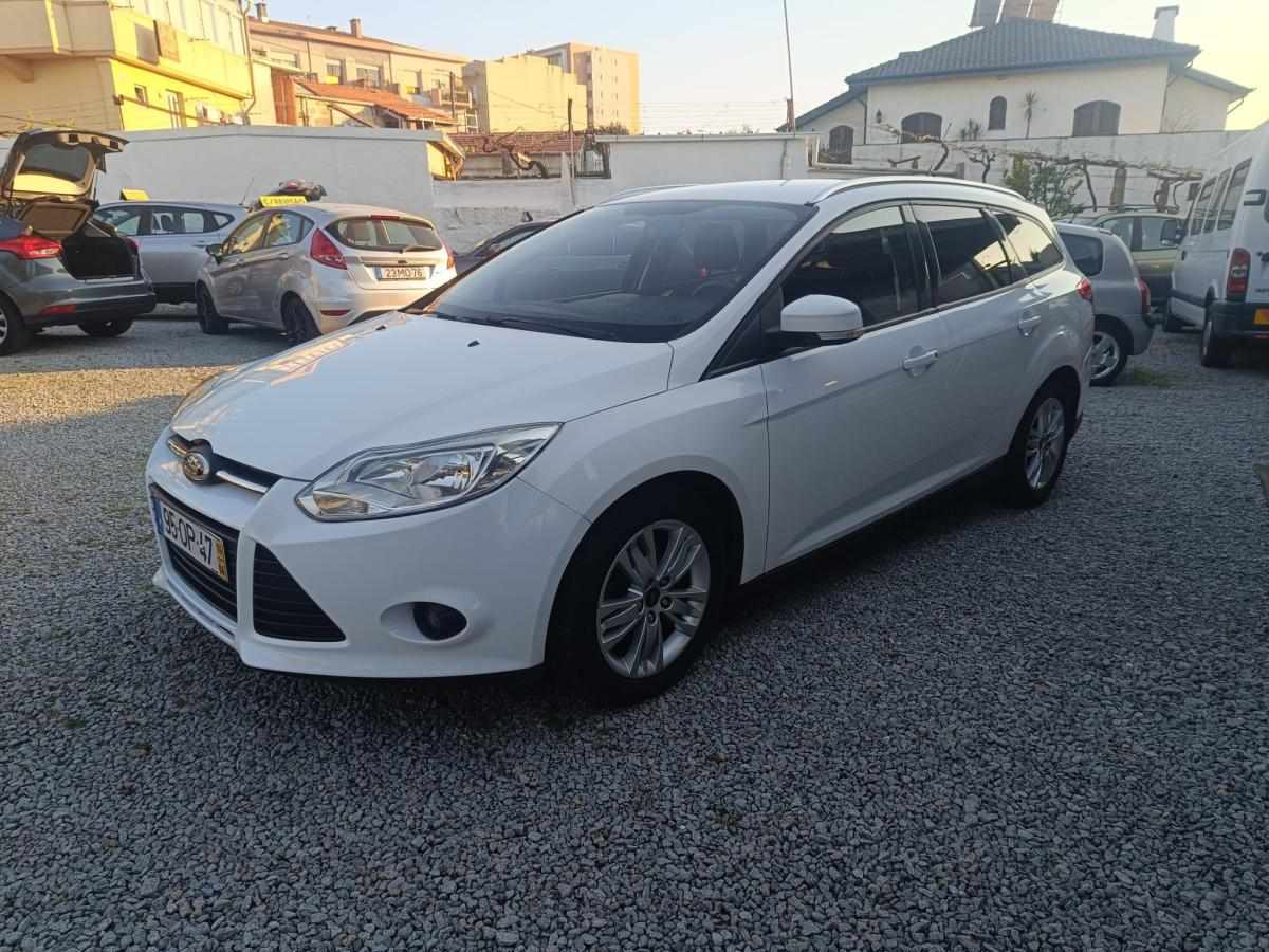 ford-focus-sw-2014-diesel-1560cc