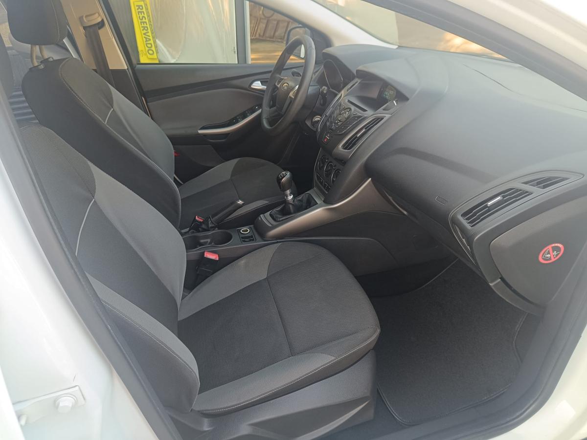 ford-focus-sw-2014-diesel-1560cc