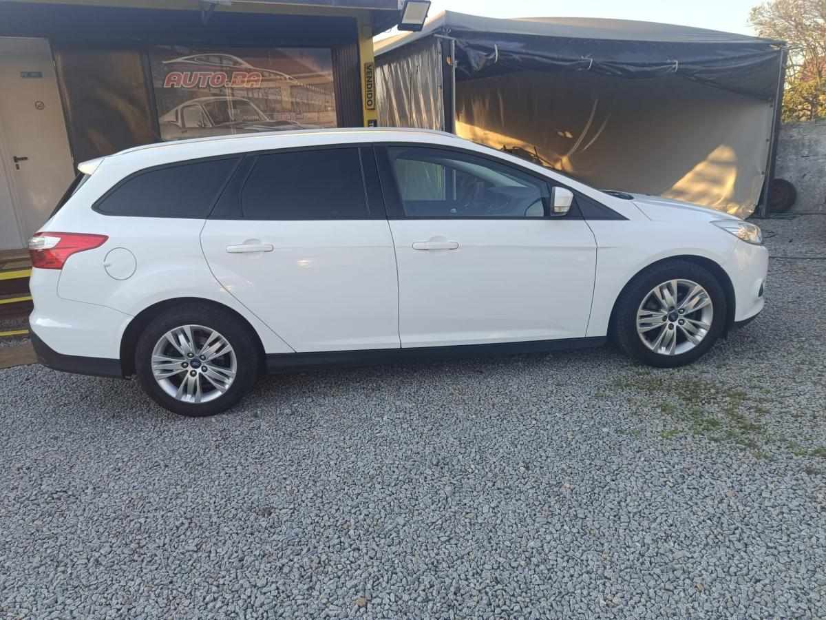 ford-focus-sw-2014-diesel-1560cc