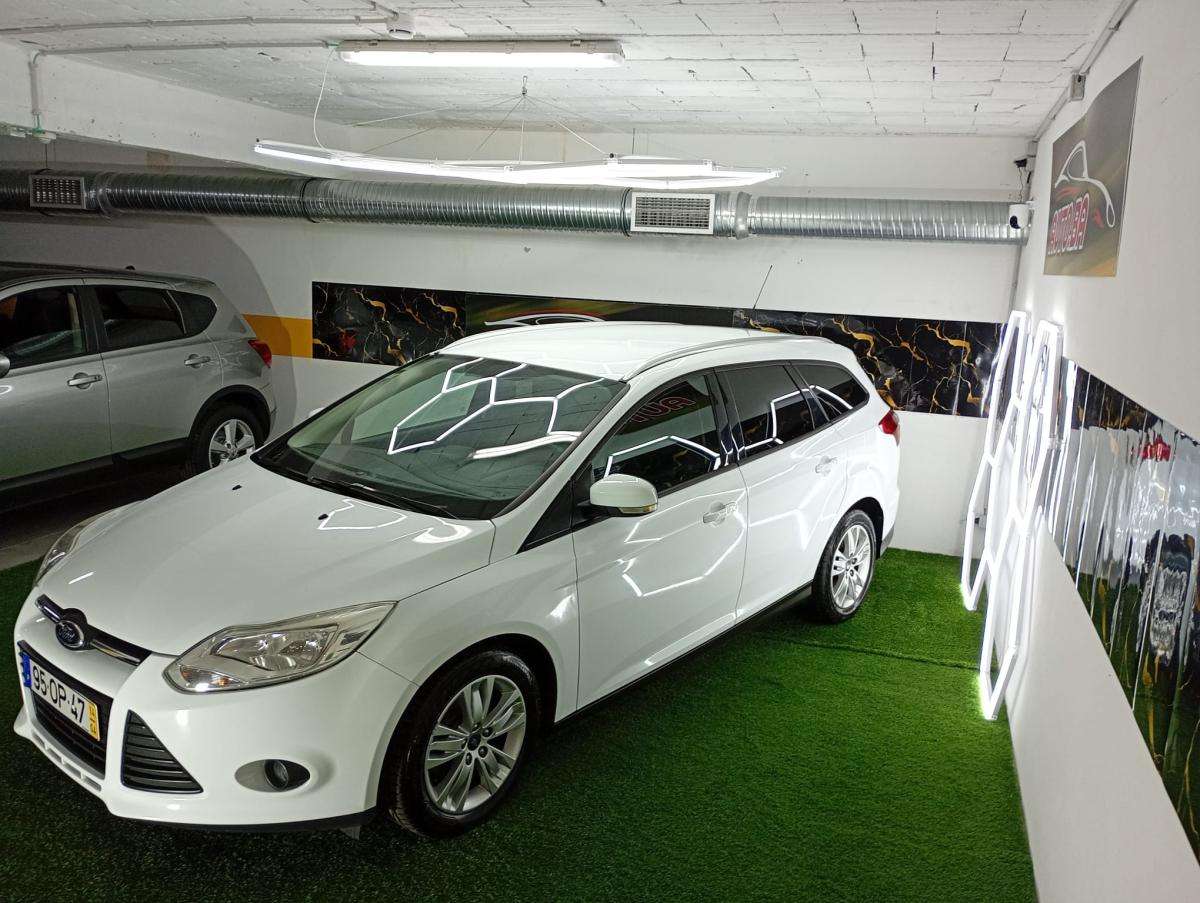 ford-focus-sw-2014-diesel-1560cc