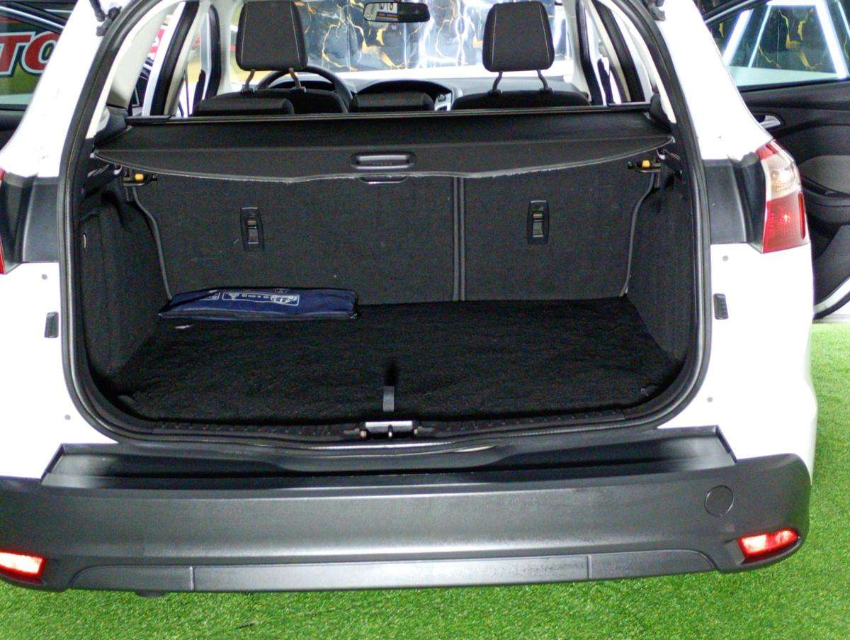 ford-focus-sw-2014-diesel-1560cc