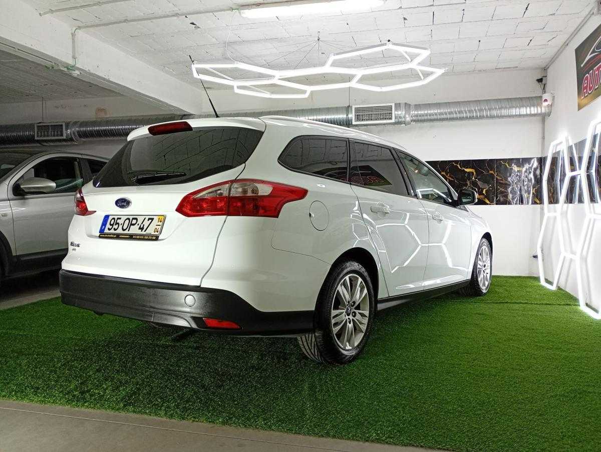 ford-focus-sw-2014-diesel-1560cc