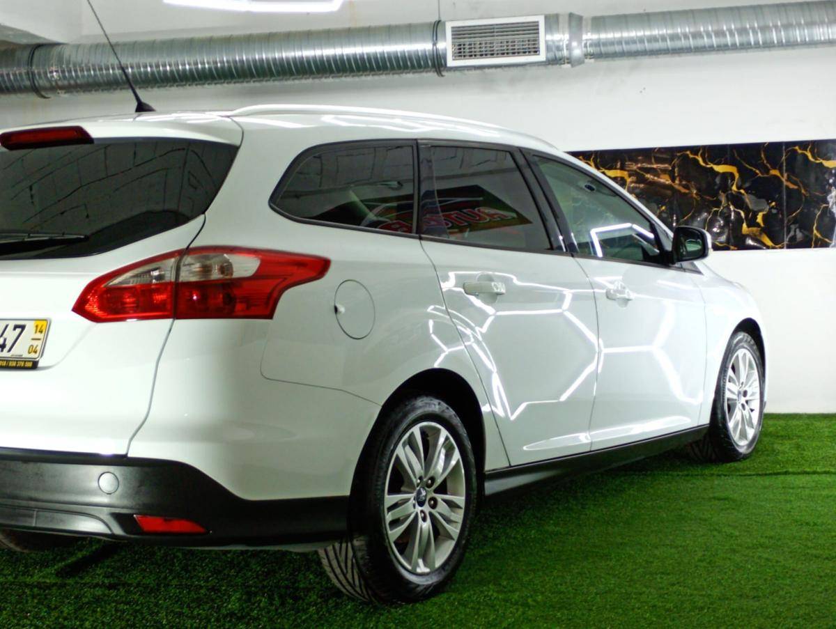 ford-focus-sw-2014-diesel-1560cc