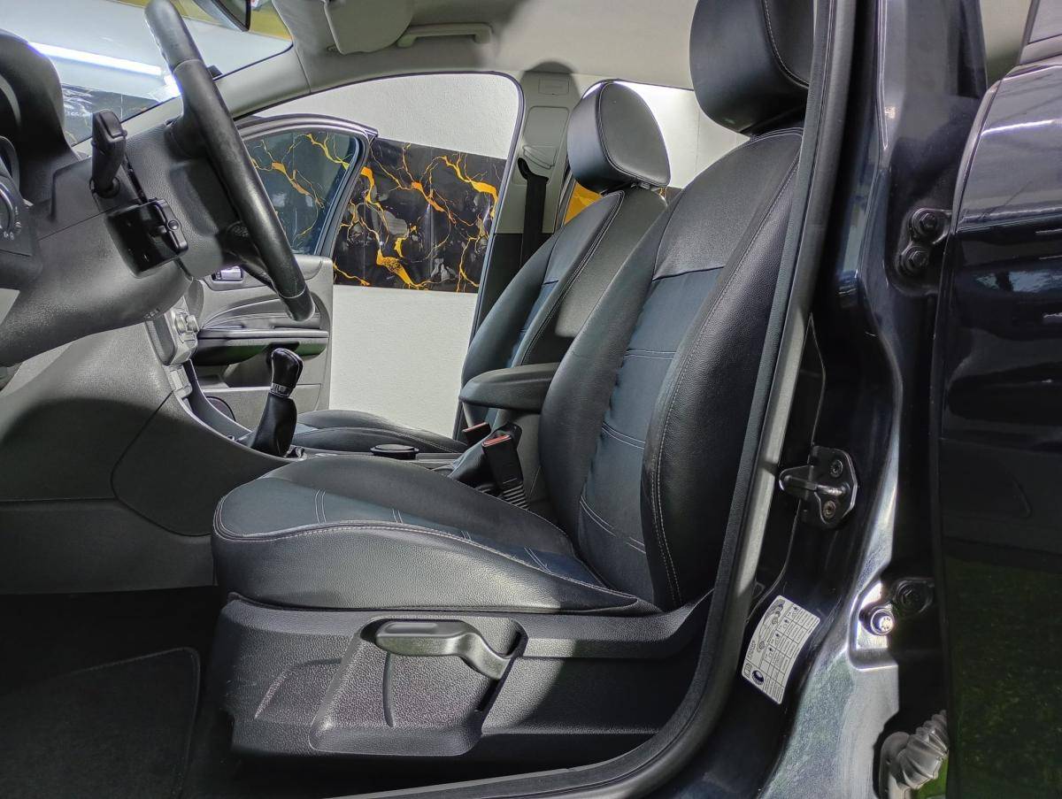 ford-focus-2010-diesel-1560cc