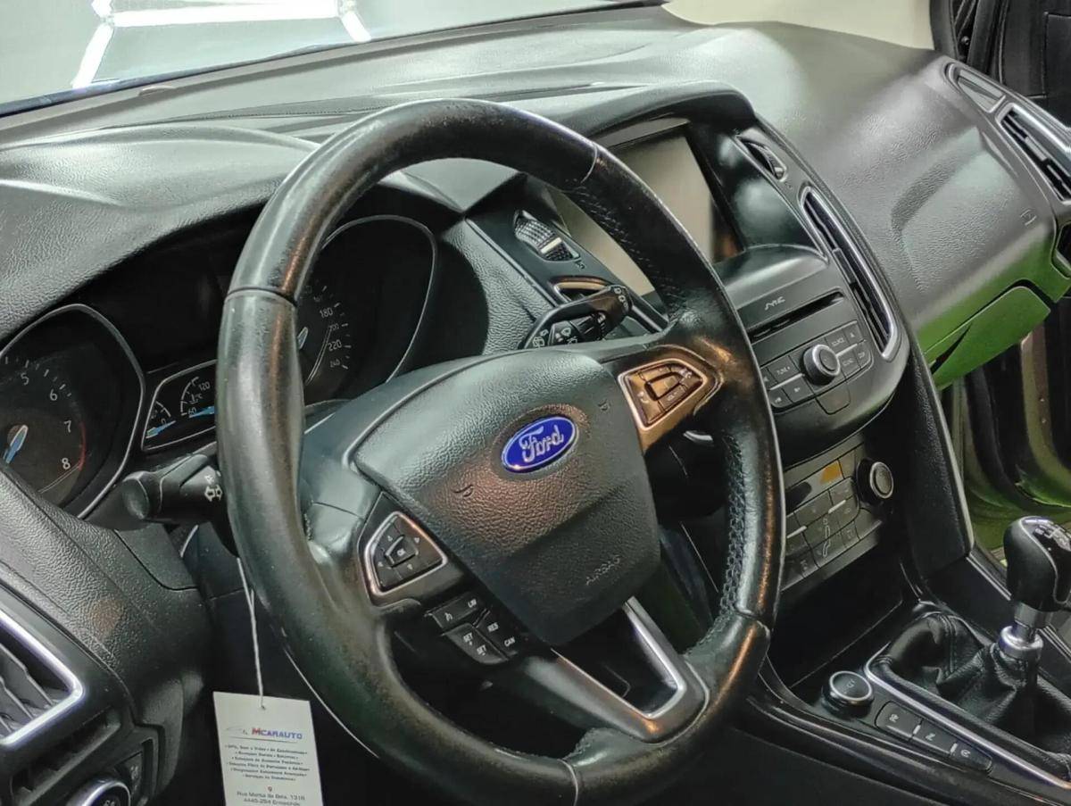 ford-focus-2016-gasolina-998cc