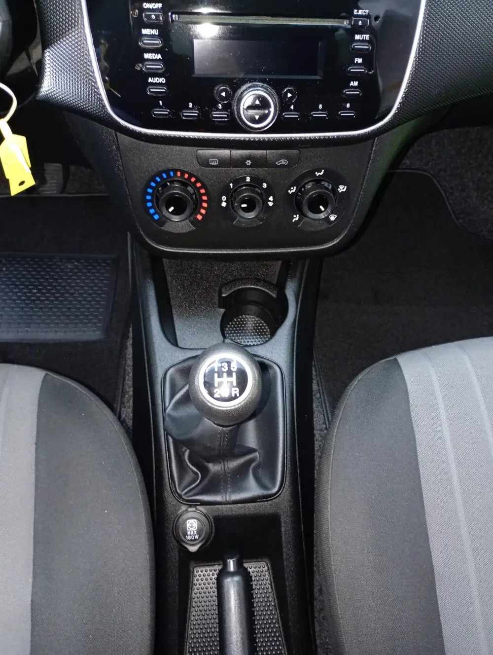 fiat-punto-2018-diesel-1248cc