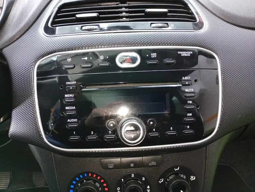 fiat-punto-2018-diesel-1248cc