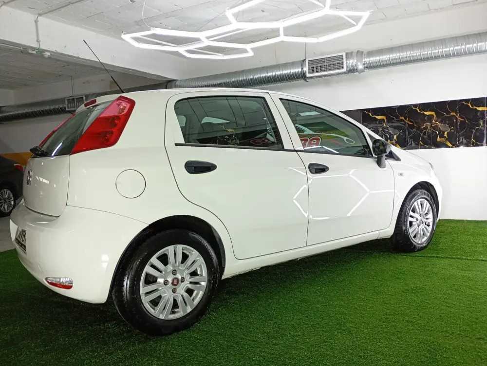 fiat-punto-2018-diesel-1248cc