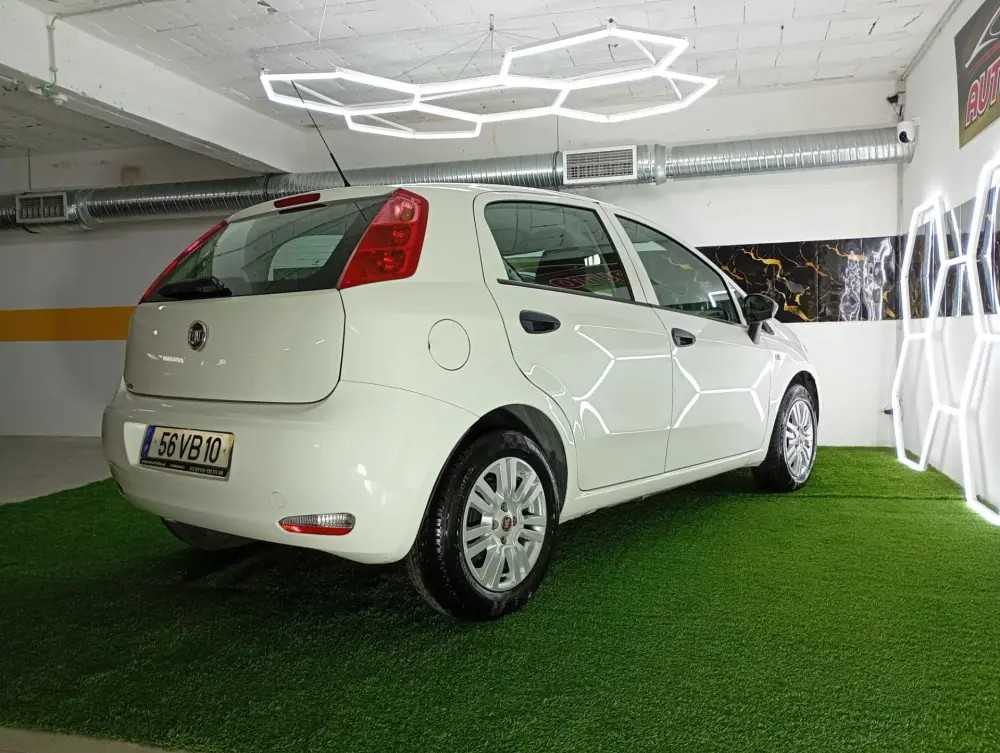 fiat-punto-2018-diesel-1248cc