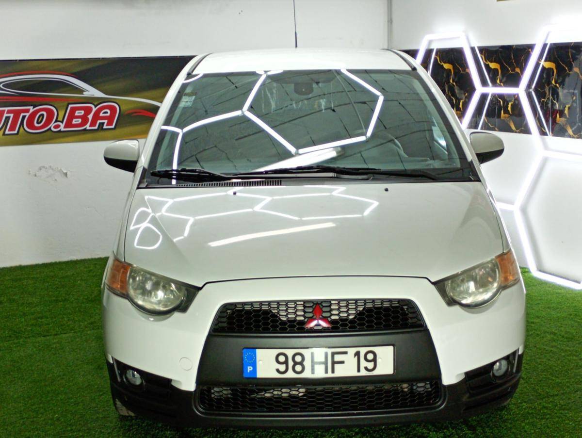 mitsubishi-colt-2009-gasolina-1332cc