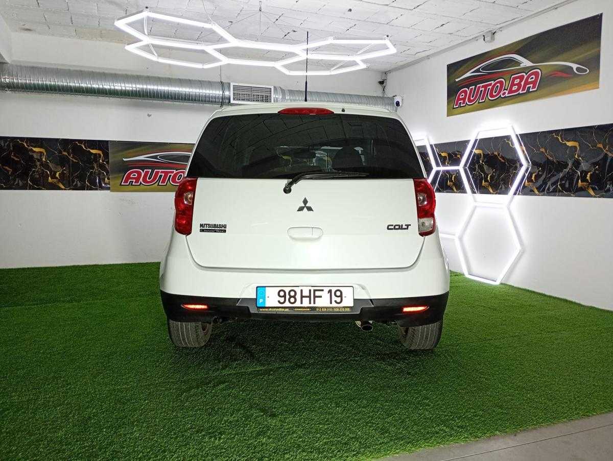 mitsubishi-colt-2009-gasolina-1332cc