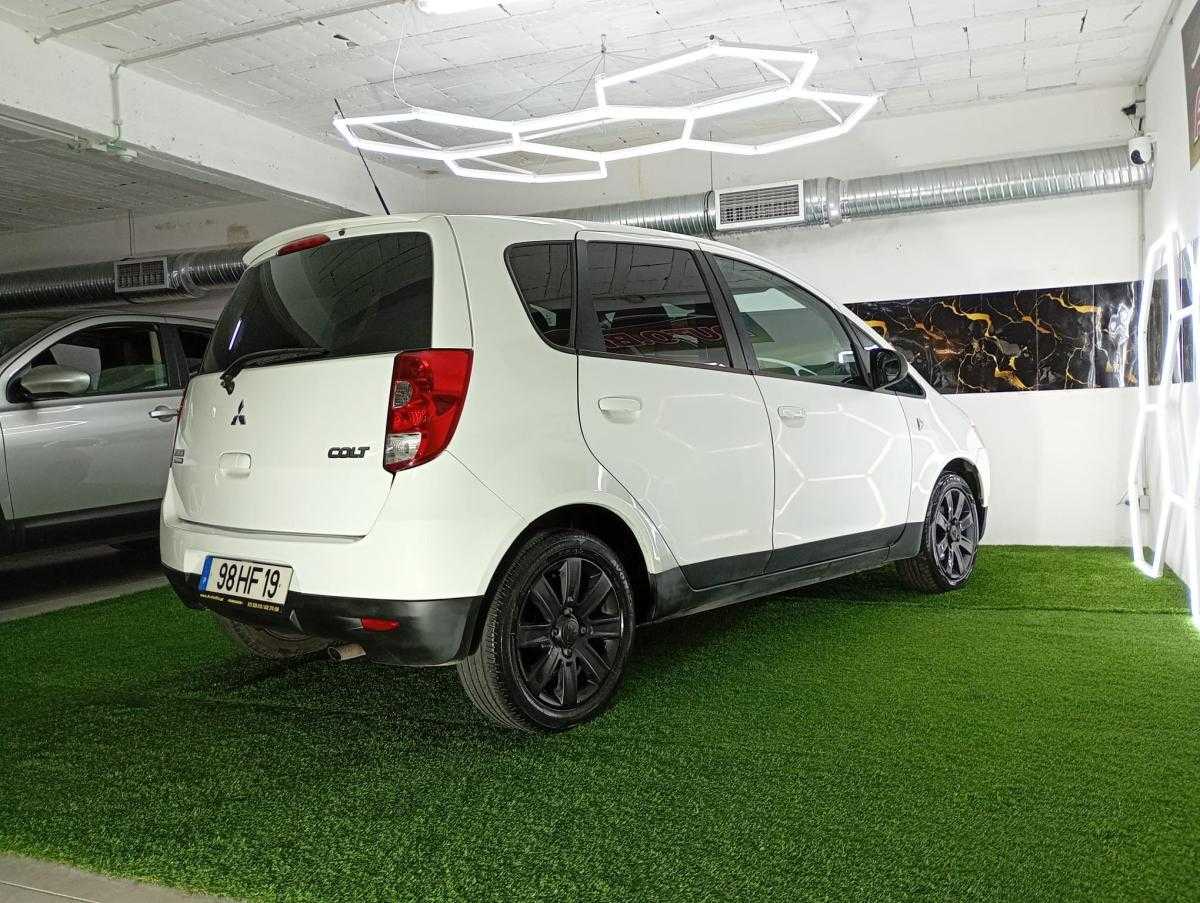 mitsubishi-colt-2009-gasolina-1332cc